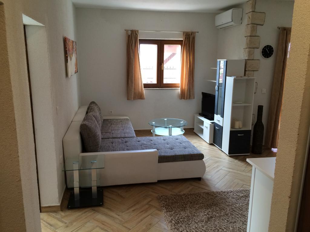 Apartments Brioni-Blick Fažana Kültér fotó